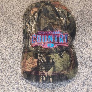 Country mossy oak hat